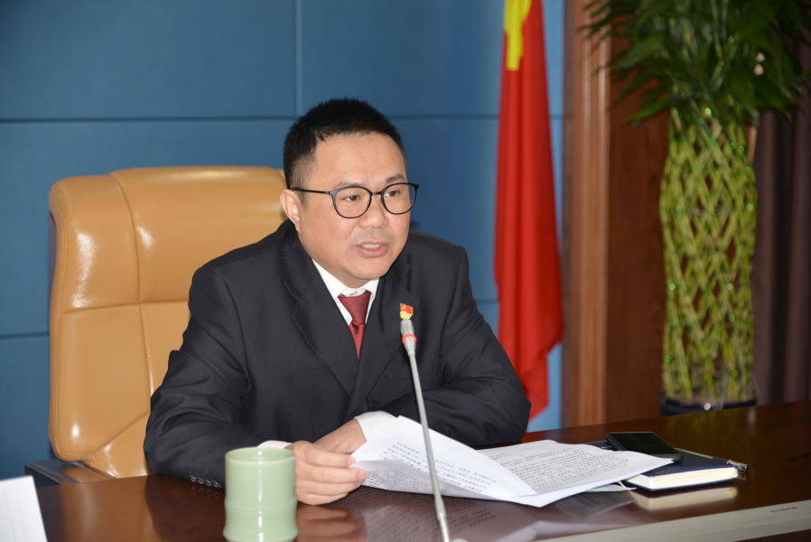 李检讲话.jpg 李检讲话.jpg