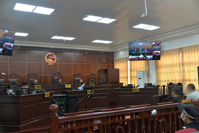 庭审现场(刑事和解).jpg 庭审现场(刑事和解).jpg