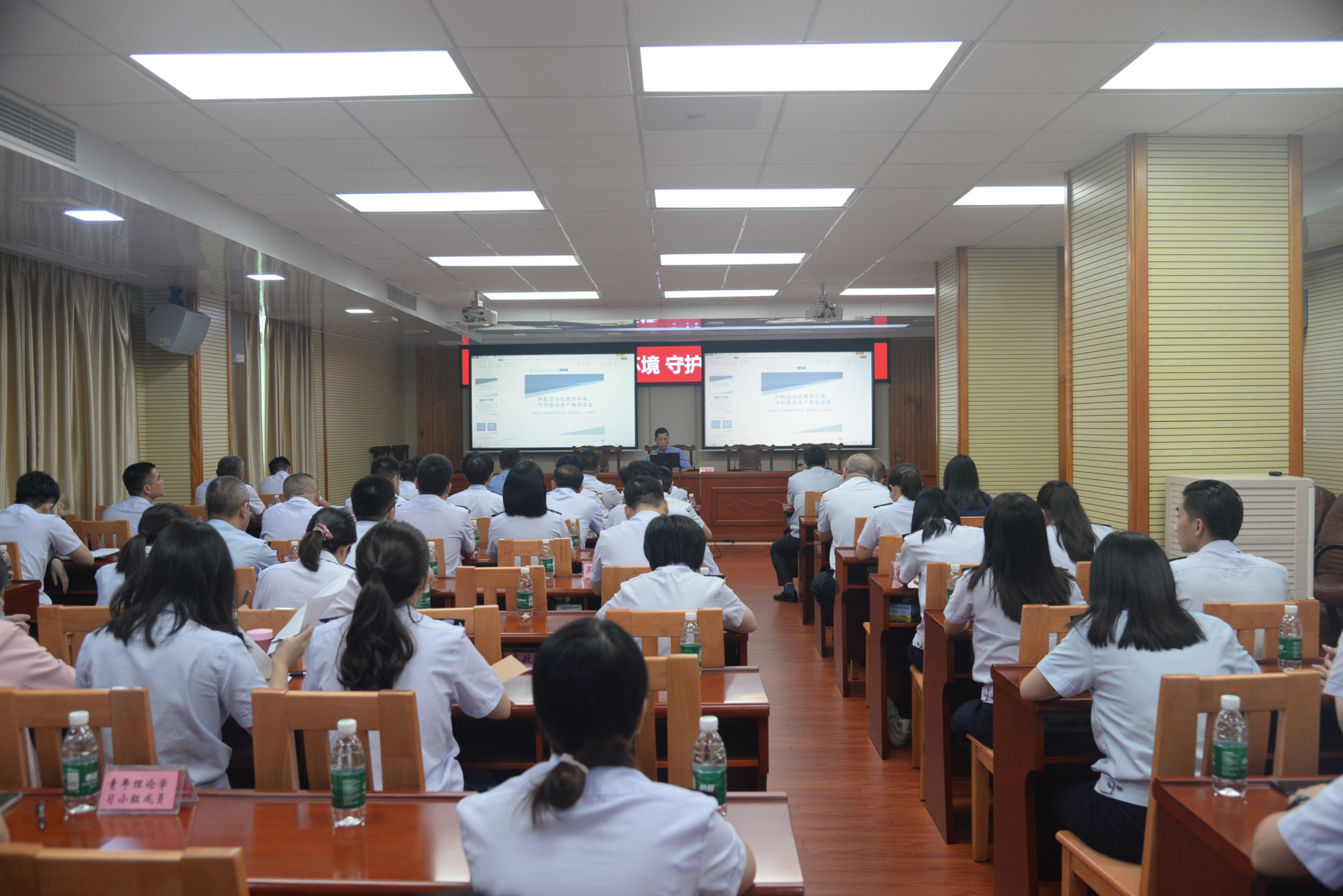 DSC_1091.JPG DSC_1091.JPG