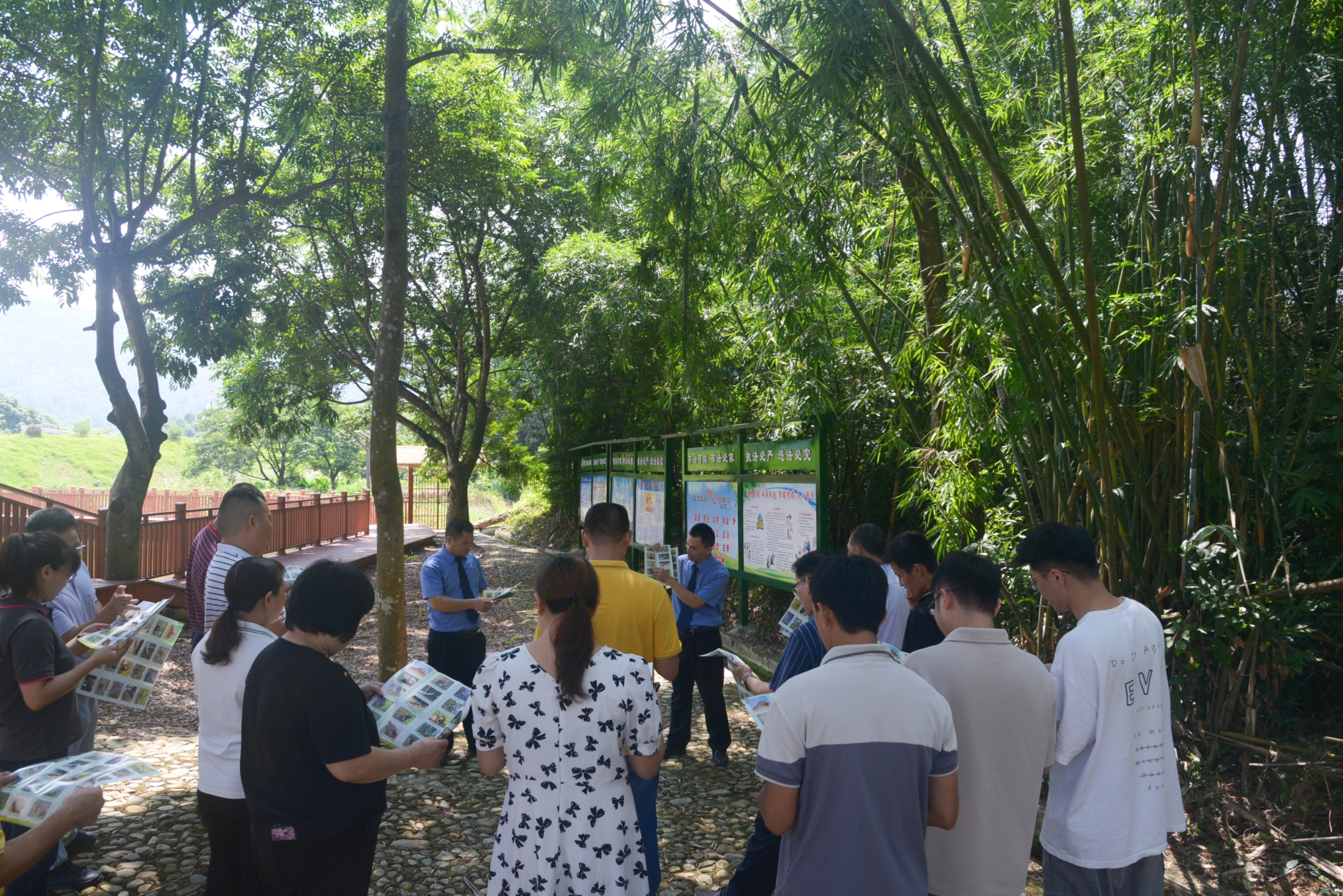 防火宣传1.JPG 防火宣传1.JPG