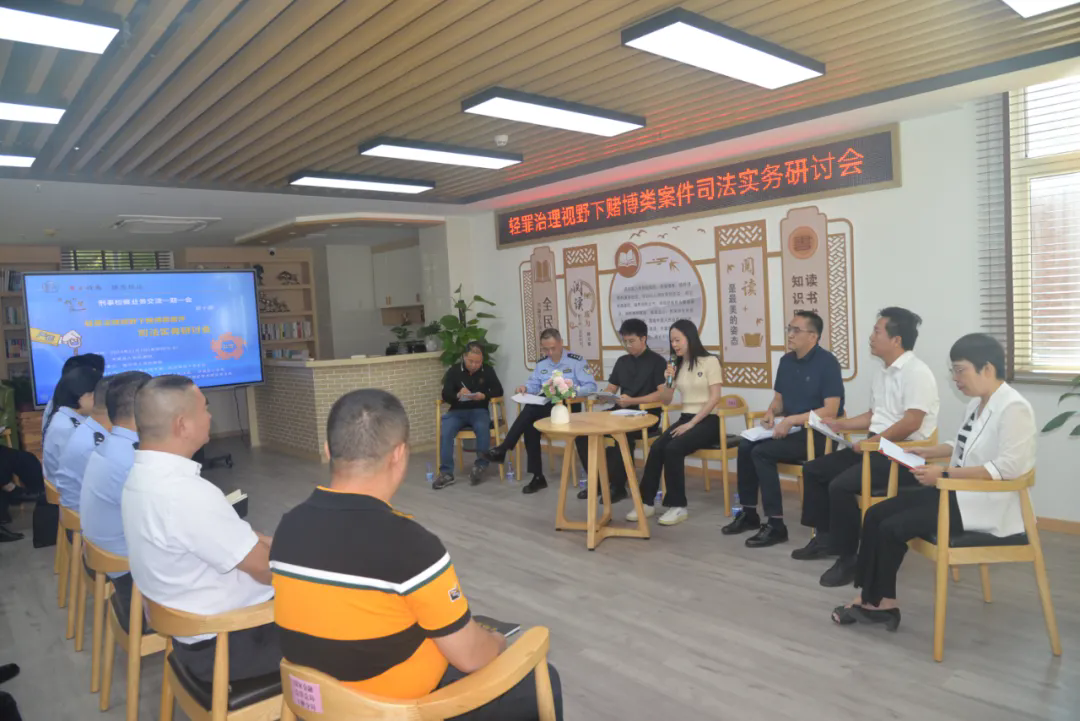 640.webp (1).png 640.webp (1).png