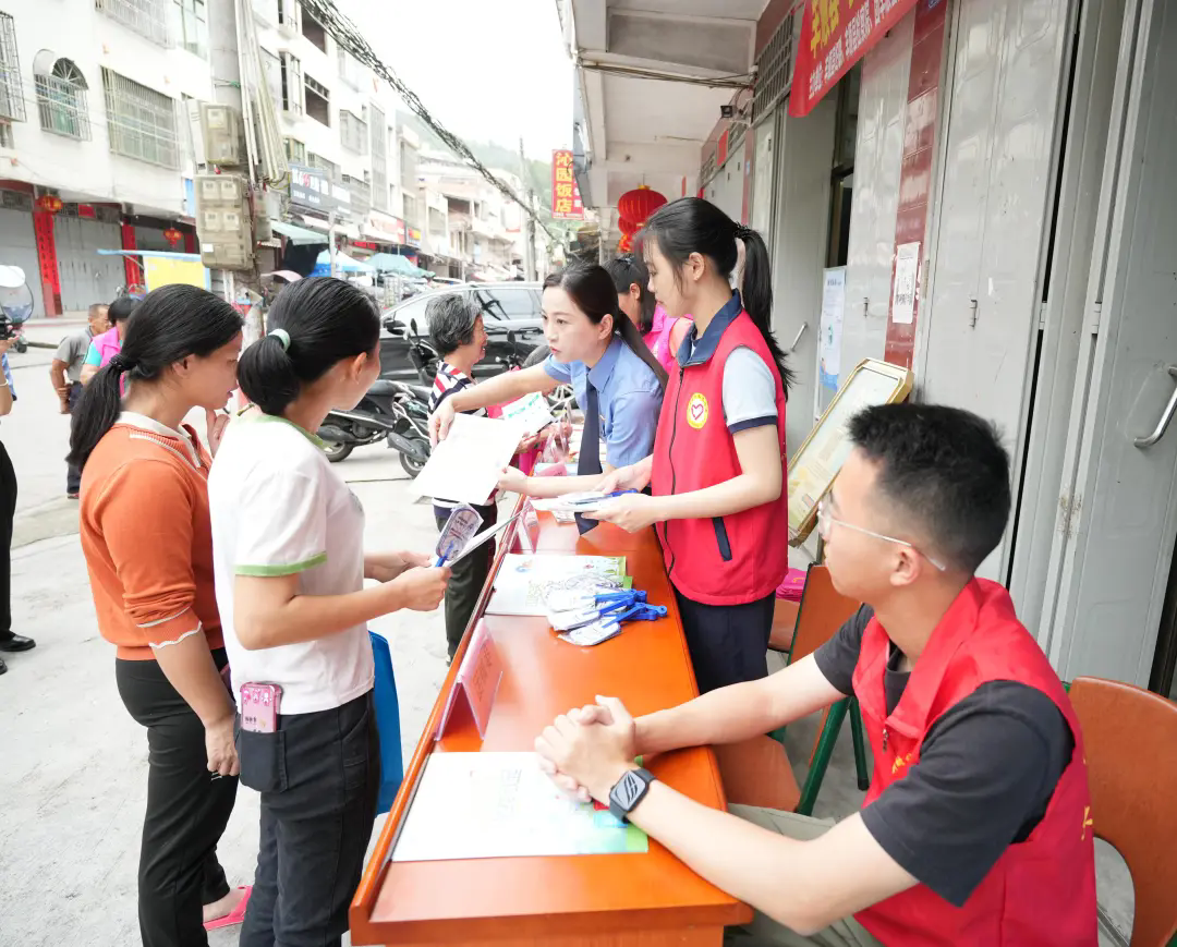 640 (1).webp.png 640 (1).webp.png